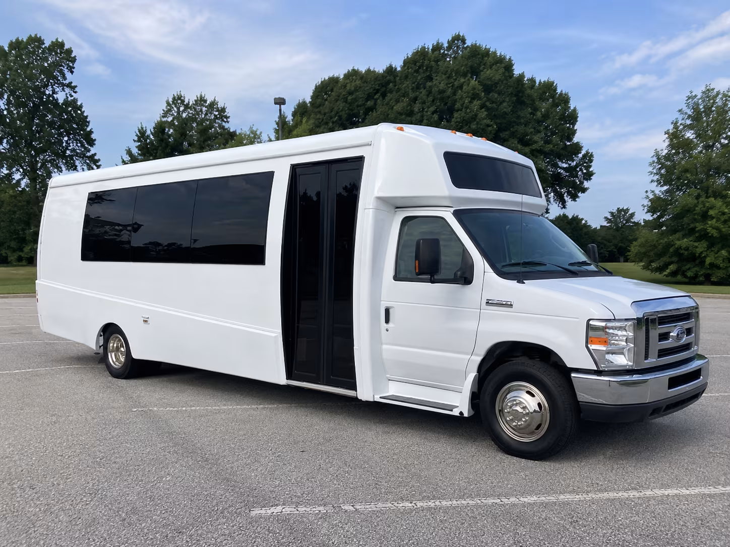 brookline 18 passenger party bus