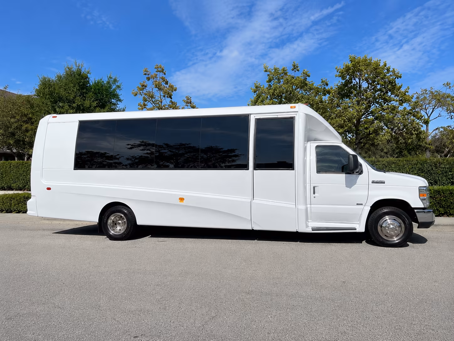 brookline bus rentals