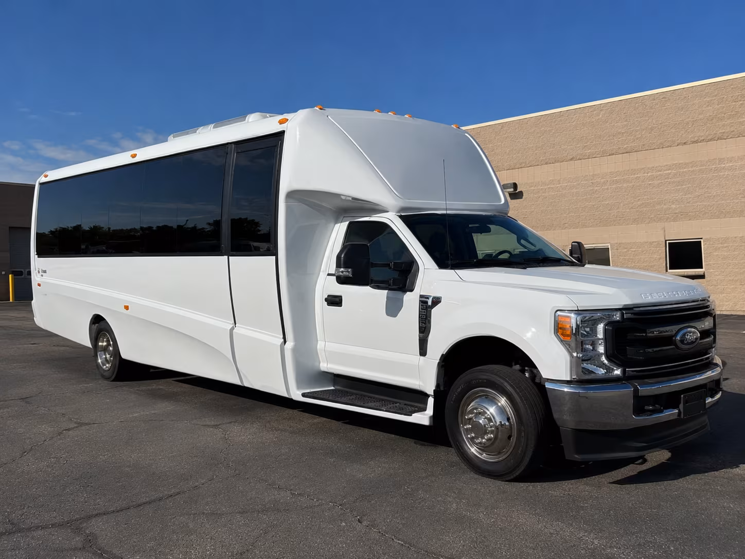 school and university group buses for the brookline and boston area